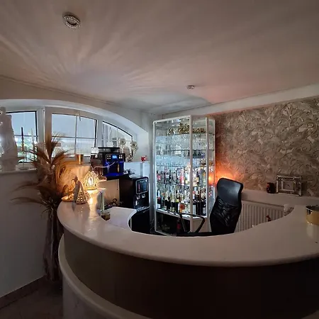 Meduza Wellness S Ubytovanim Apartment
