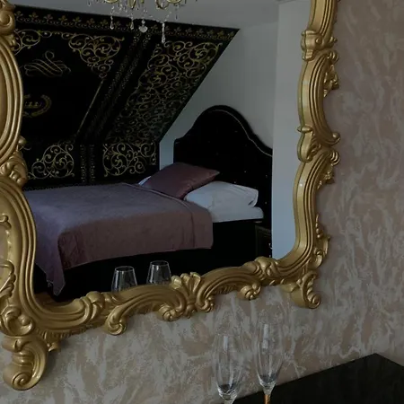 Meduza Wellness S Ubytovanim Apartment Hlohovec